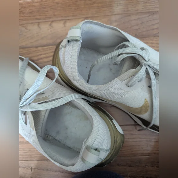 Nike ZoomX Invincible Run 3 Men's Running Shoes - Sz 10 - Picture 4 of 8